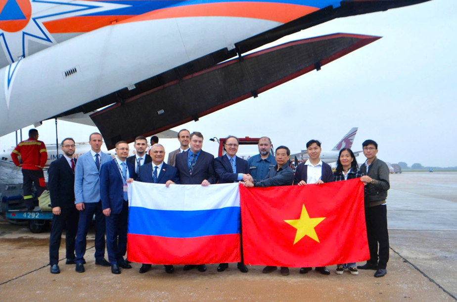 The Russian Federation provides emergency assistance to Hue City
